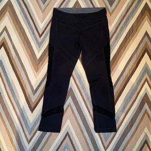 Athletic leggings black with lace trim